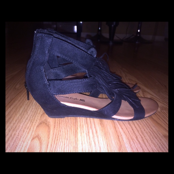 SALE 🎉 American Eagle Sandals