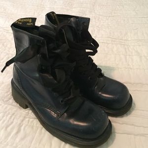 Dr. Martens VINTAGE leather boots