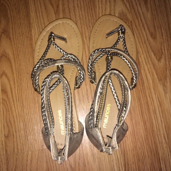 SALE 🎉 Maurice's  Snake Skin Sandals