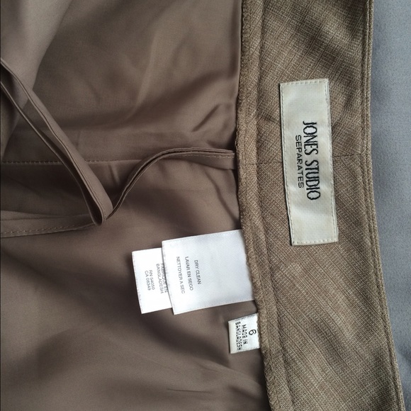 Tan dress pants - Picture 3 of 3
