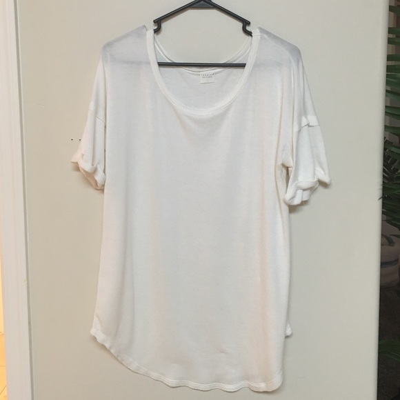 Tops - *Donating Soon* NWOT cream tunic
