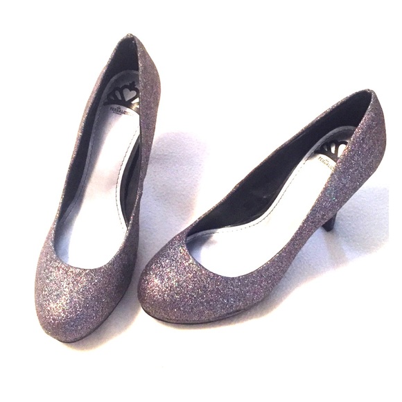 size 8 sparkly heals worn once!