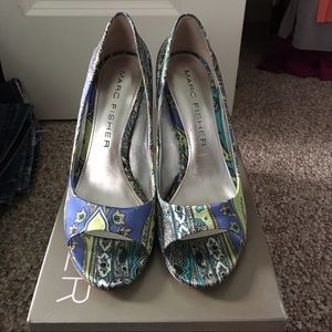 Blues/Greens Paisley Pumps