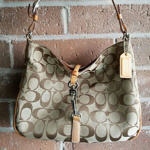 Coach shoulder bag