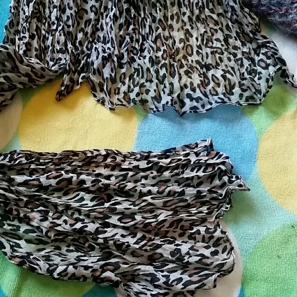 Scarves! - Picture 2 of 4