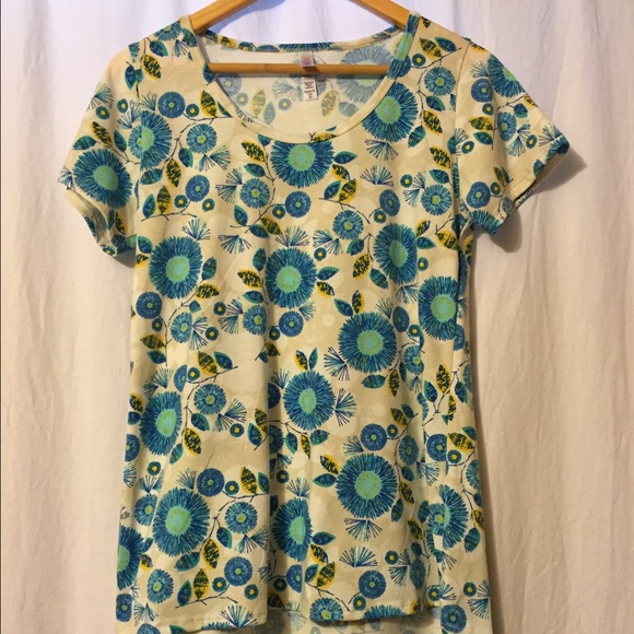 EUC LuLaRoe Classic Tee XS
