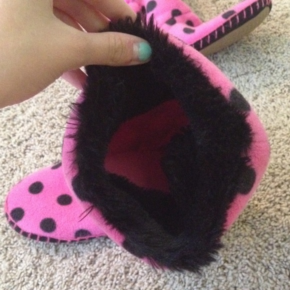 Pink slippers - Picture 3 of 3