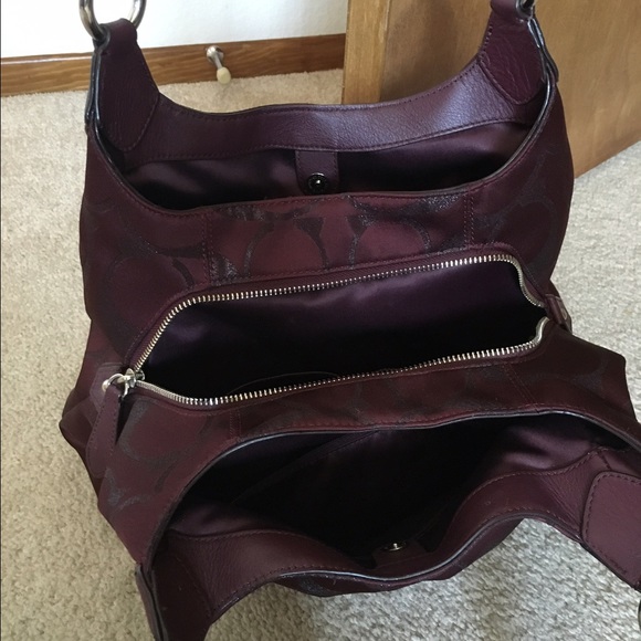 🚫SOLD🚫Coach Hand Bag - Picture 4 of 4