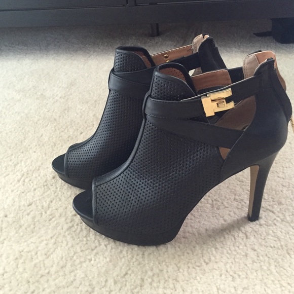 Tommy Hillfiger Heeled Booties 8
