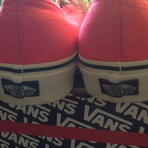 Pink VANS Desk Tennis