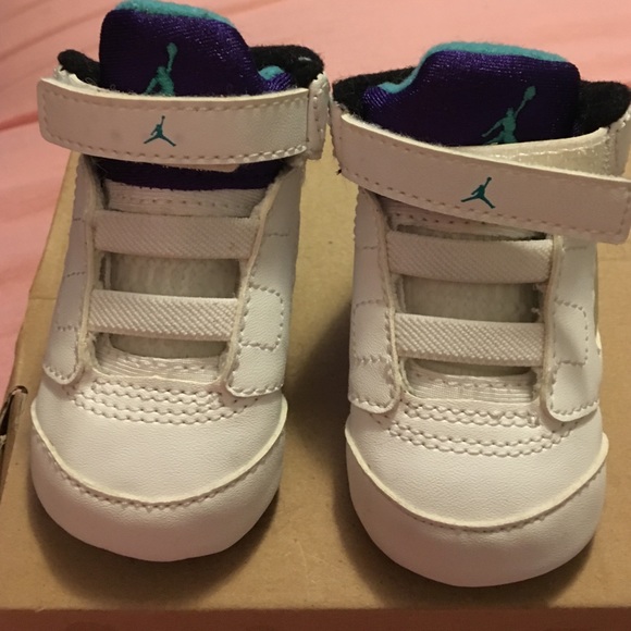 Jordan Retro 5-Grapes. Great condition!