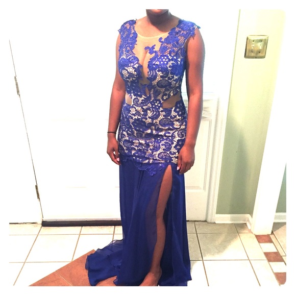 Prom/Pageant Dress - Picture 1 of 4
