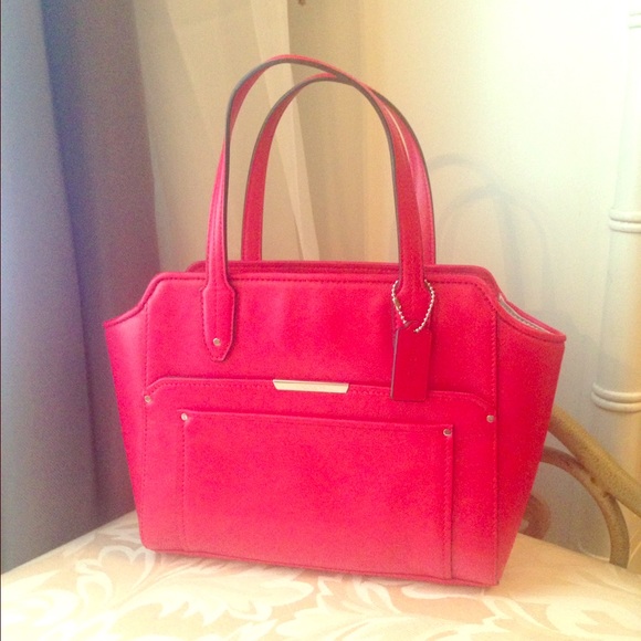Authentic Coach NWOT - Picture 1 of 4