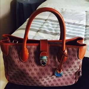 Dooney & Bourke Sachel