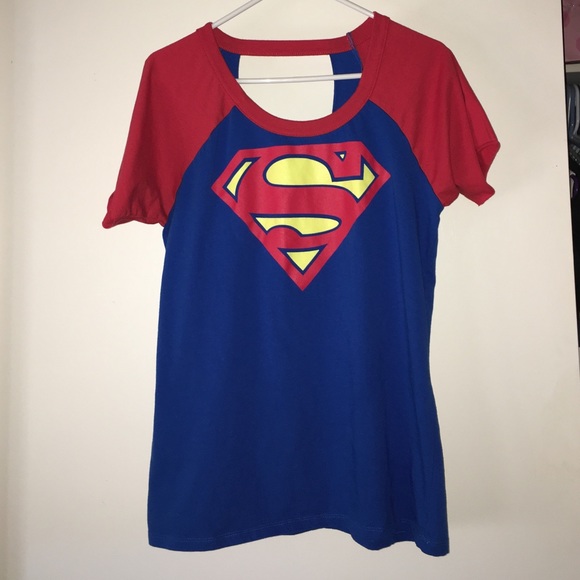 ‼️ TRADE W/ ASTORM21‼️ Superman T-Shirt