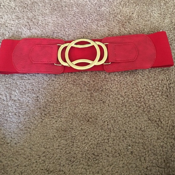 Red belt - Picture 1 of 1
