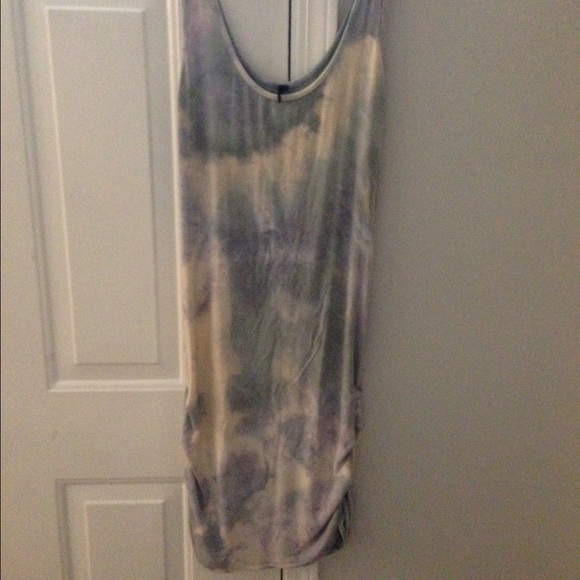 Summer Dress 🌸 - Picture 3 of 3