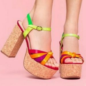 JEFFREY CAMPBELL SIZE 7