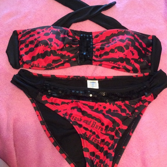 Buckle Other - Crash & Burn strapless bikini