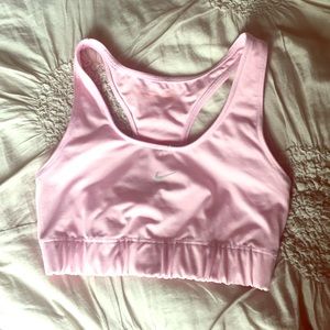 Nike sports bra NWOT