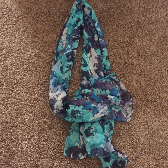 Multi color sheer blue scarf
