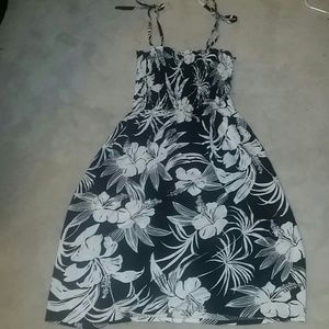 Hibiscus collection dress
