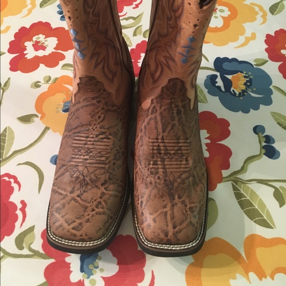 Women's Tony Lama Cowboy Boots