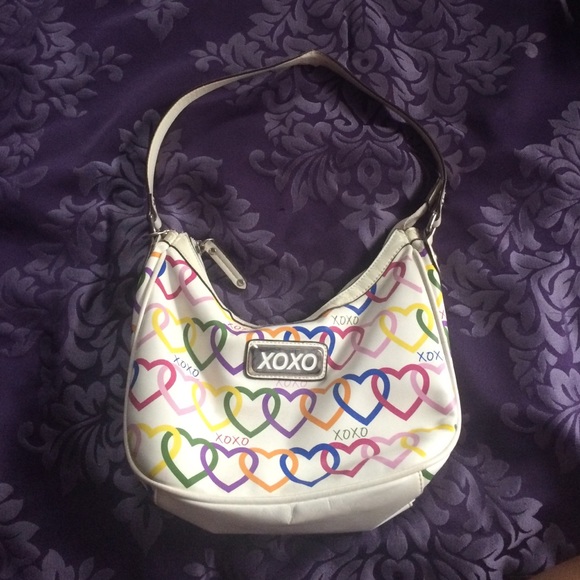 White shoulder XOXO purse - Picture 1 of 3