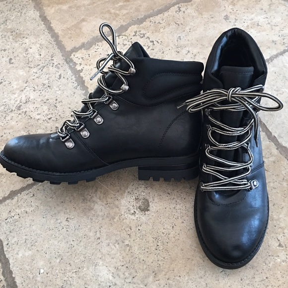 Mossimo Combat Boots - Sz. 9 - Never Worn!