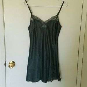 New Victoria's Secret emerald green lingerie