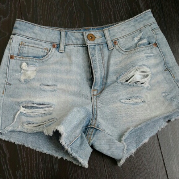 Highwaisted denim short