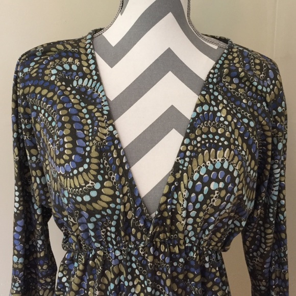 Mist Patterned Tunic - Size M - Picture 2 of 3