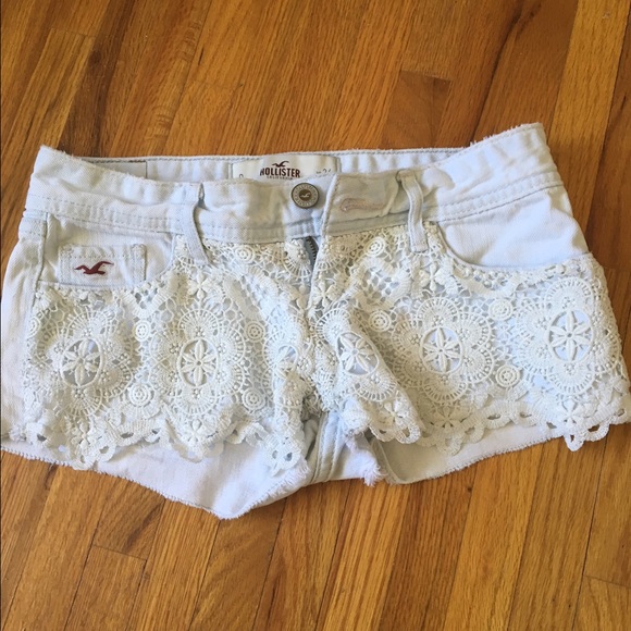 Hollister Jean Lace Shorts ❤️