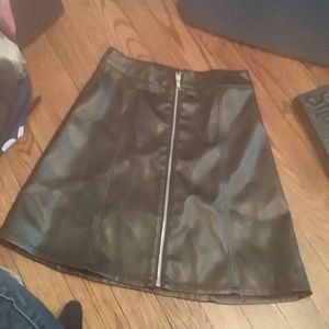 Faux leather black skirt with zipper front