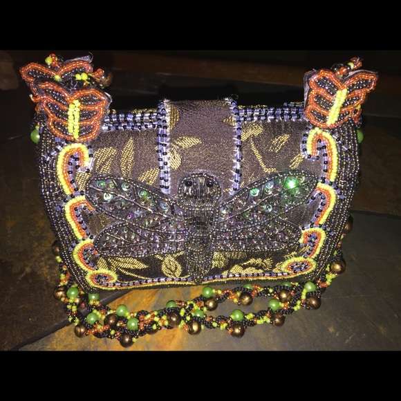 Gorgeous Beaded Purse with a gold purse included.