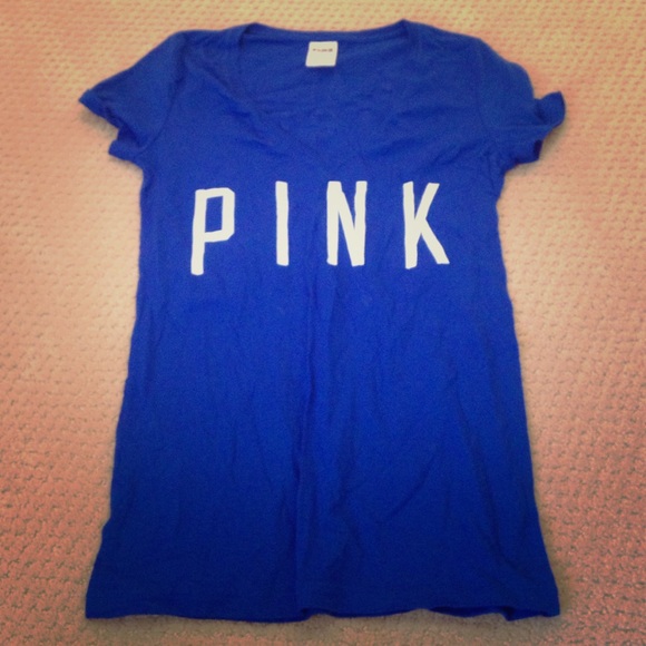 PINK V-Neck Braves T-Shirt