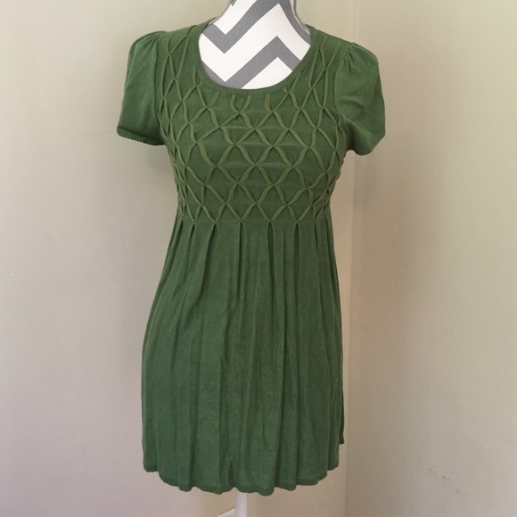 Max Studio Green S/S Sweater Tunic - Size M