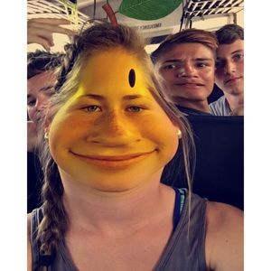 Meet your Posher, Kendall