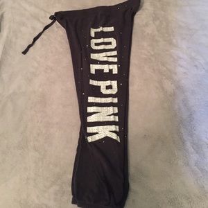 VIctorias Secret LOVE PINK rhinestone Capri sweats