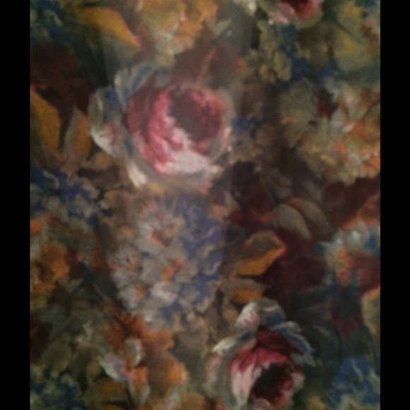 Chiffon Top - Picture 3 of 4