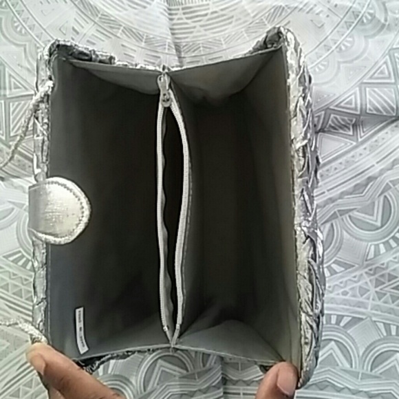 Bag - Picture 2 of 2