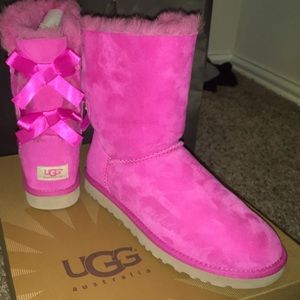 Pink UGG's