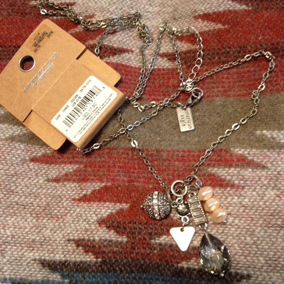 AEO Necklace💎 - Picture 3 of 3