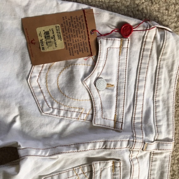WOMEN's WHITE TRUE RELIGION CAPRI JEANS - Picture 1 of 4