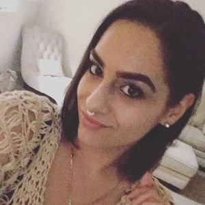 Meet your Posher, Ivette