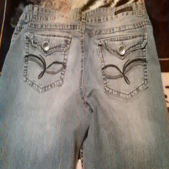 LEI Jeans - Picture 3 of 4
