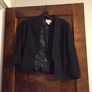 💐Spring Cleaning Must GO!!💐H&M black blazer