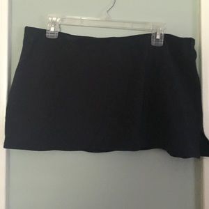Black swim skirt lands end size 14