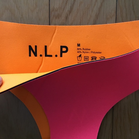 N.L.P. Bikini bottom - Picture 4 of 4