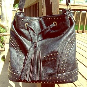 SALE 💸💸🌟Black leather shoulder bag